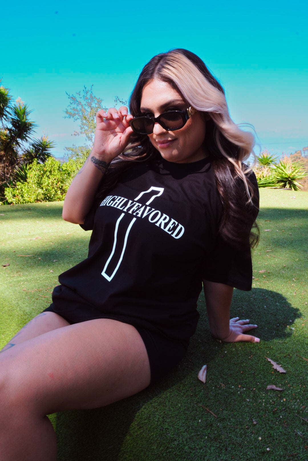 HIGHLY FAVORED - JOHN 3:16  UNISEX T-SHIRT
